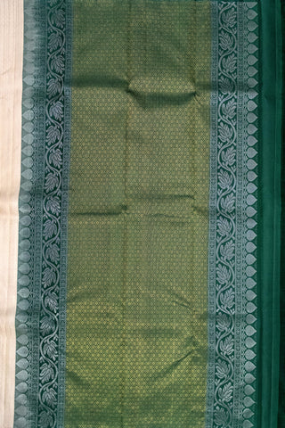 CREAM & GREEN - KANCHIPURAM HANDLOOM BORDERLESS PURE SILK SAREE