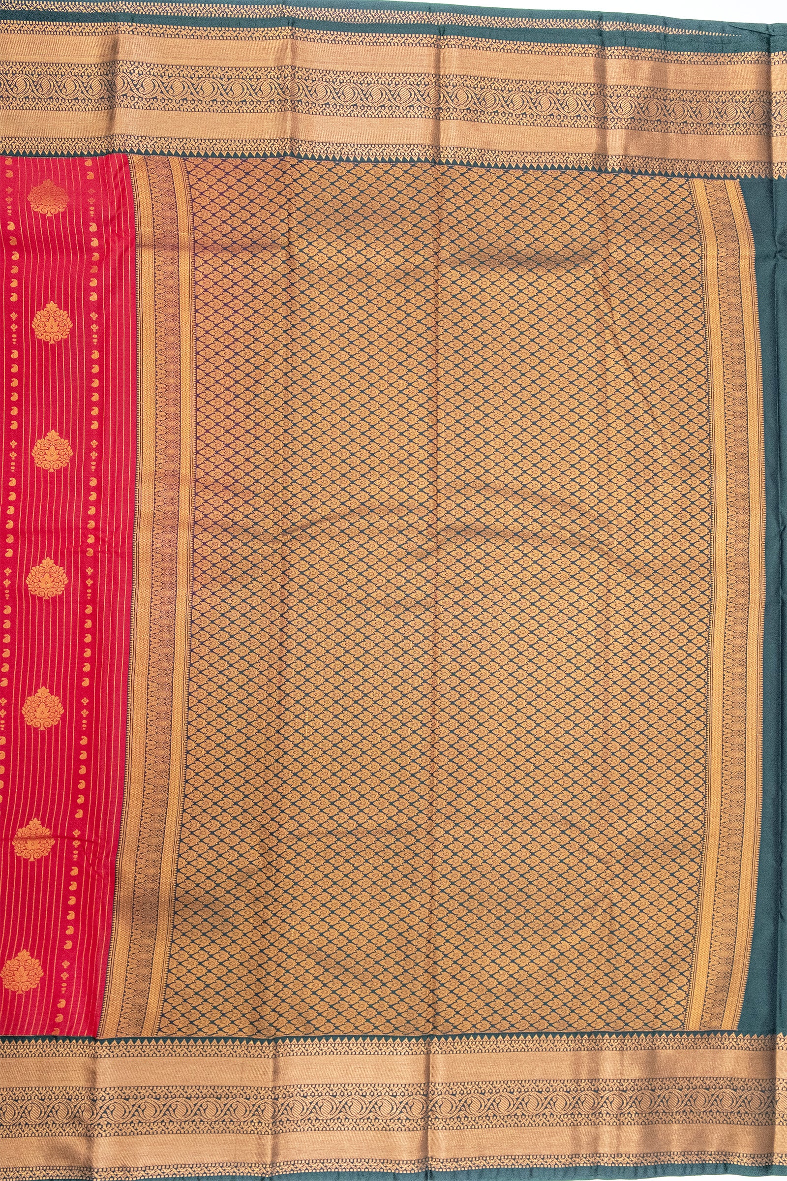 RED & GREEN - KANCHIPURAM KORVAI SEMI SILK SAREE