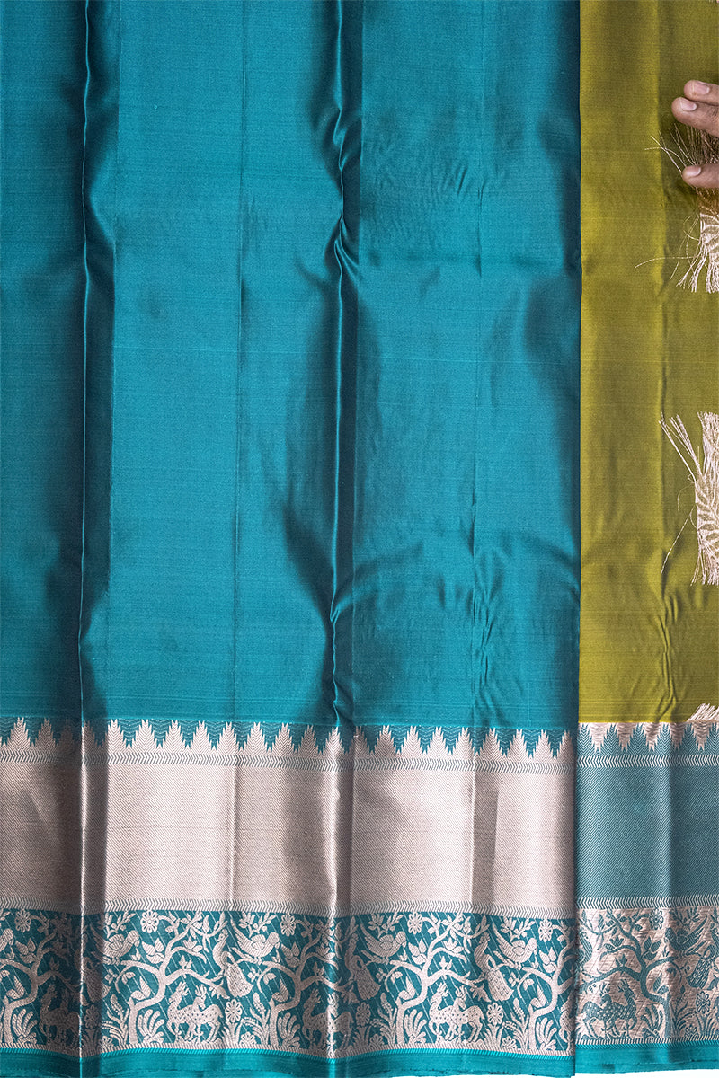 HEART GOLD & MIDNIGHT GREEN - DHARMAVARAM HANDLOOM PURE SILK SAREE