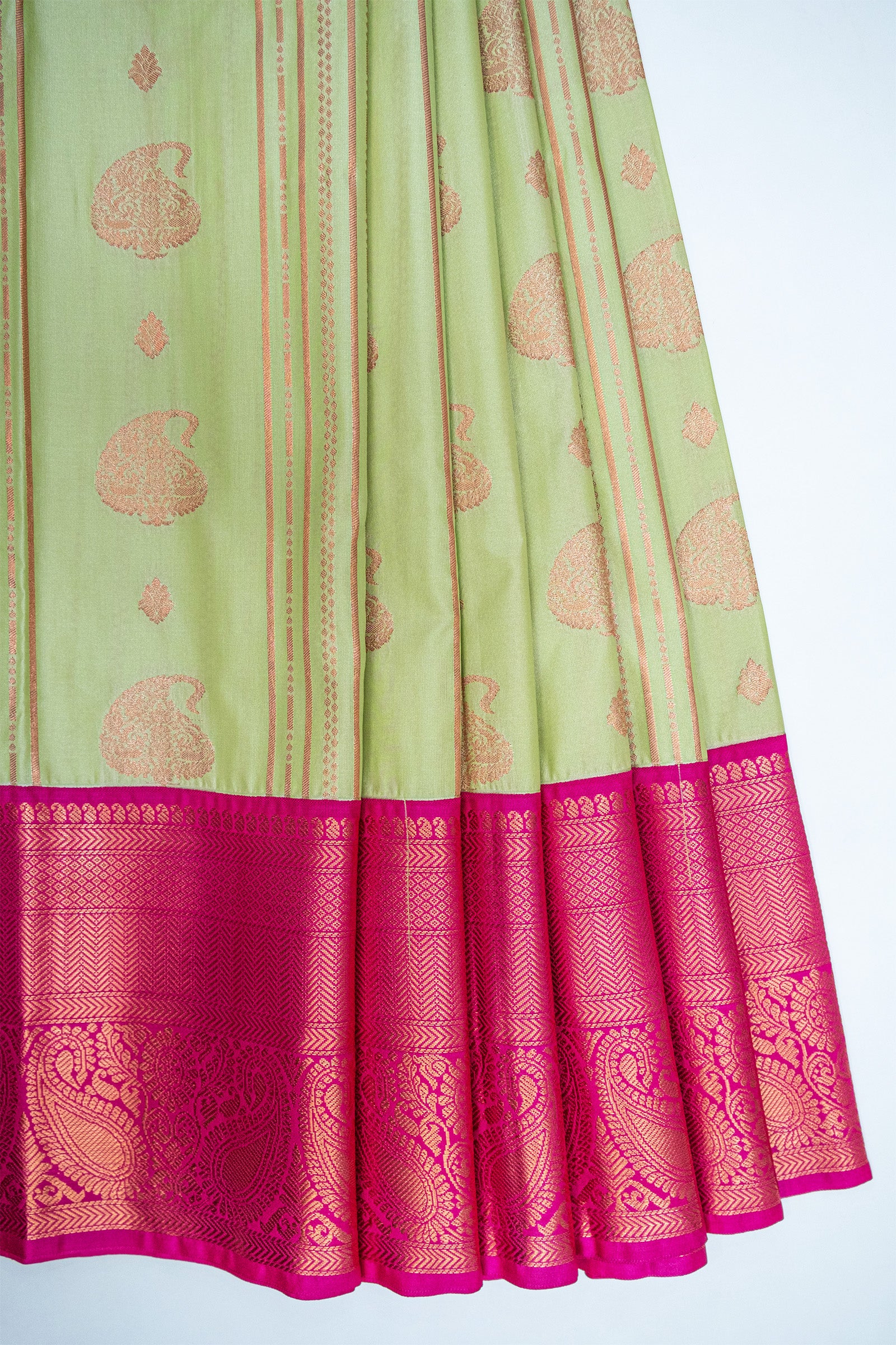 OLIVINE & RED VIOLET - SEMI KANCHIPURAM SILK SAREE