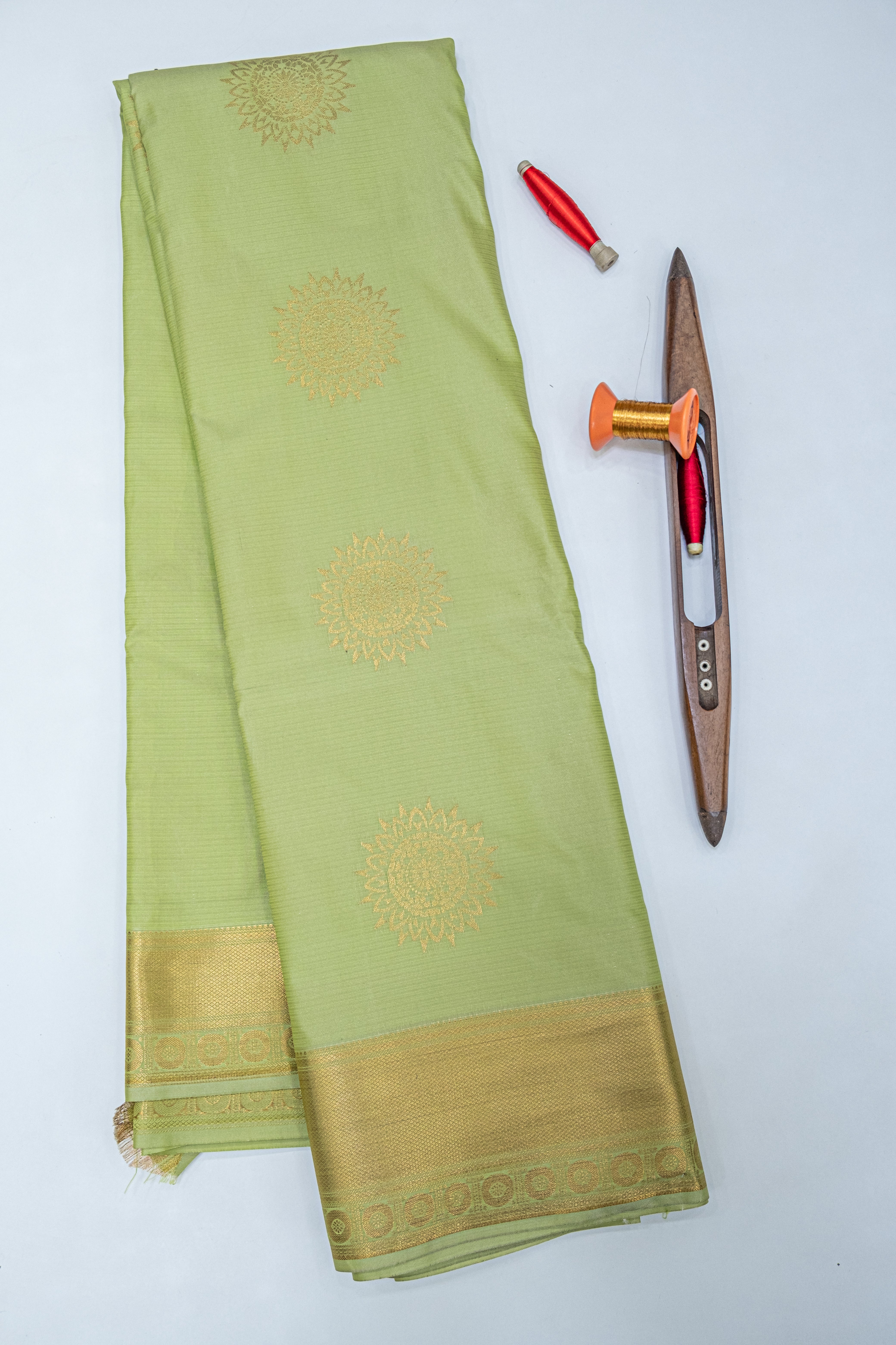 KANCHIPURAM SEMI SOFT SILK SAREE - LIGHT GREEN